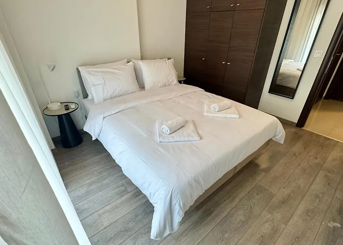 Icon Apartments